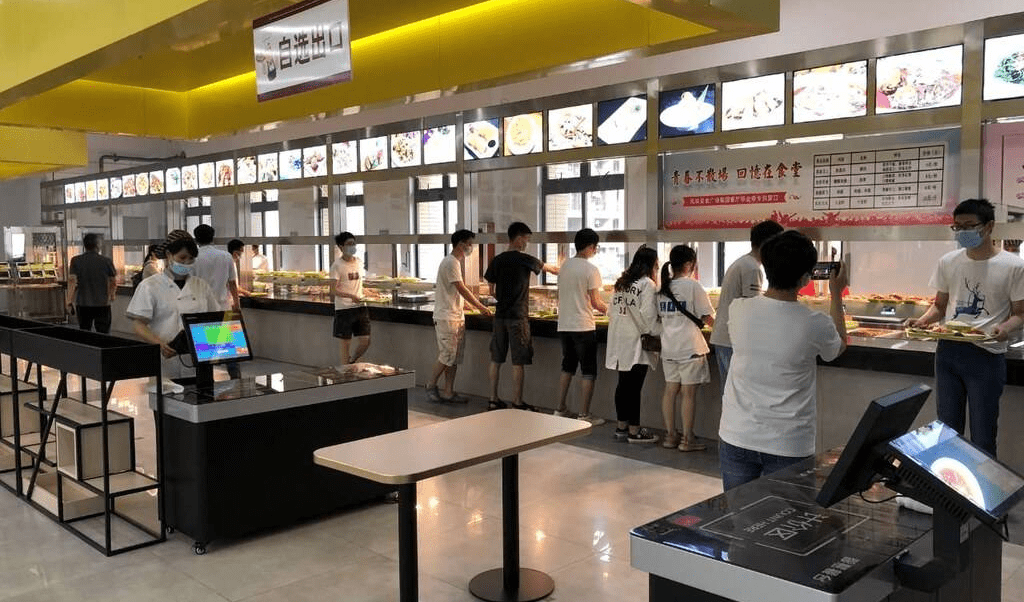 与传统留样柜相比，智慧留样柜在成本效益上有何显著优势